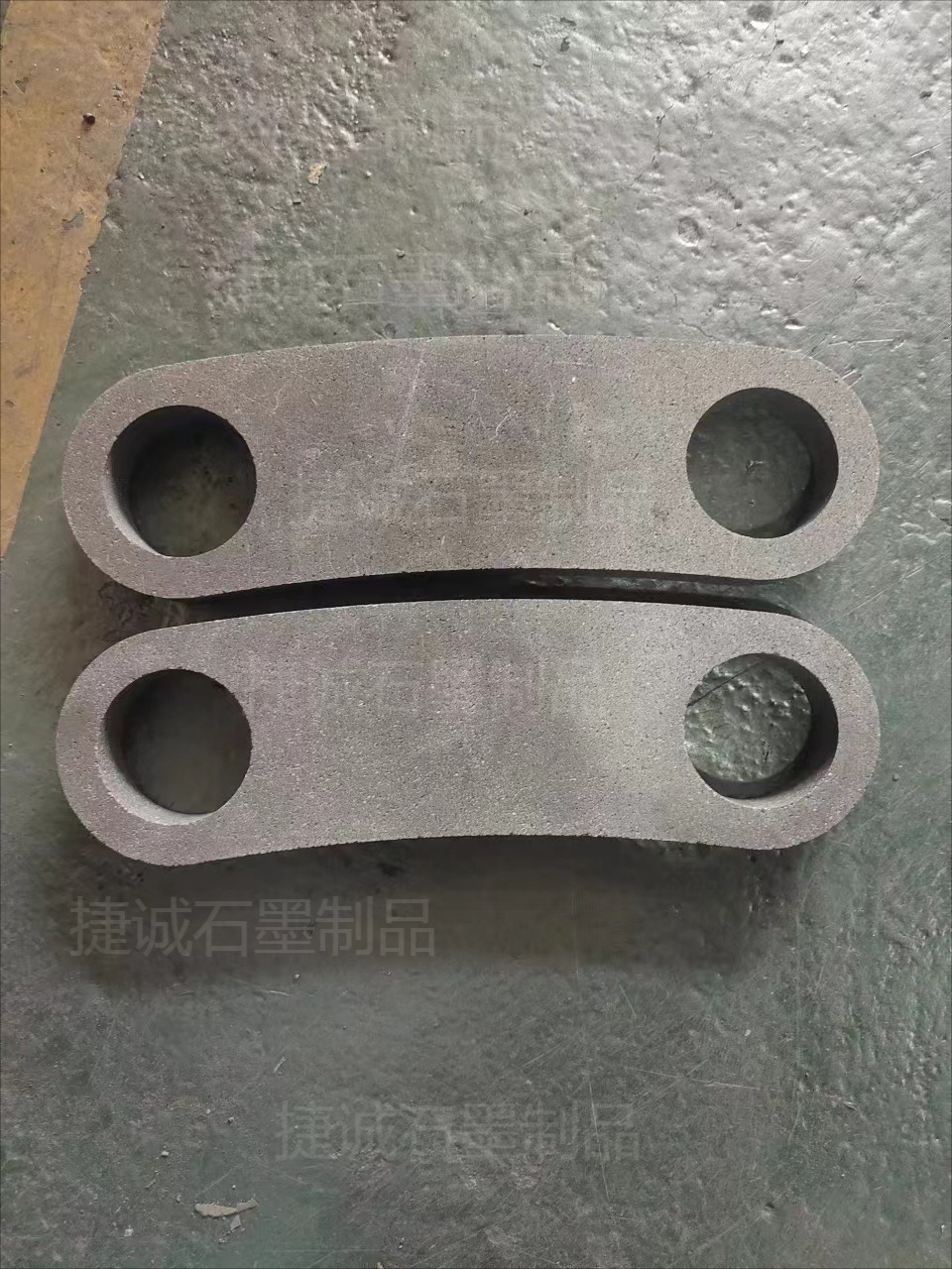 真空爐石墨連接片，真空爐石墨配件，真空爐石墨件石墨連接片，真空爐石墨件，單晶爐石墨件，真空爐石墨件加工，真空爐石墨件生產(chǎn)廠家